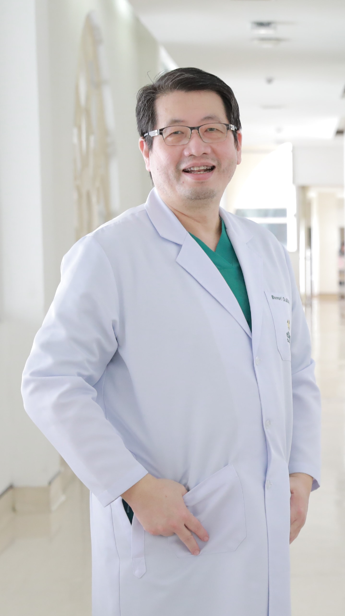 Assoc. Prof. Boonsri Chanrachakul, M.D.