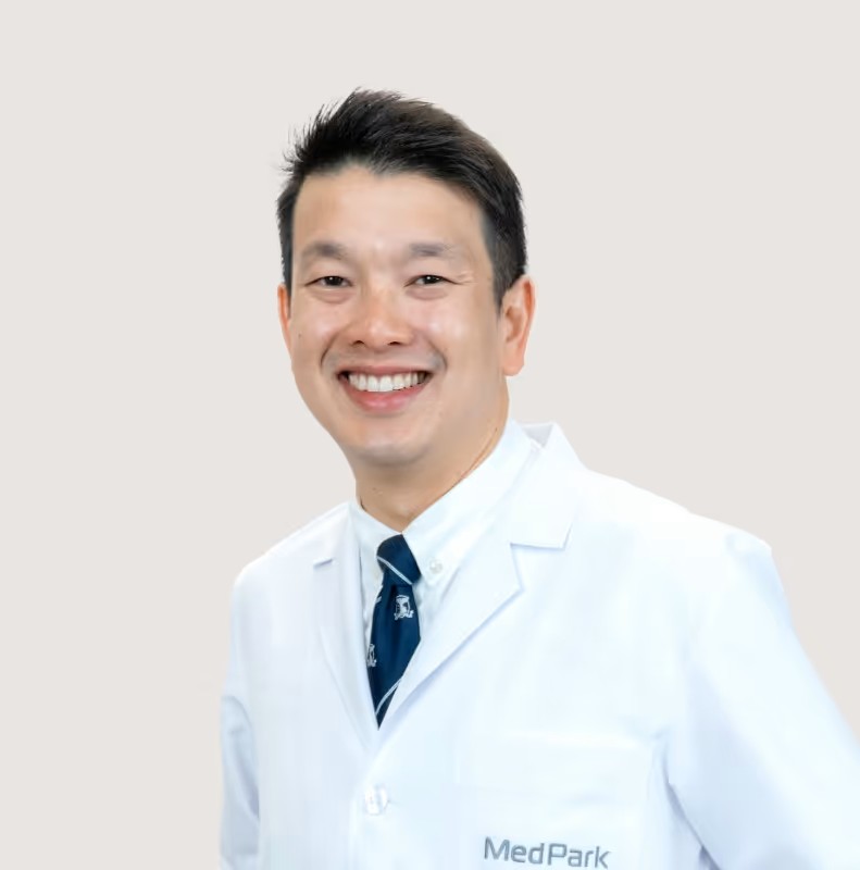Dr. Apivat Mavichak