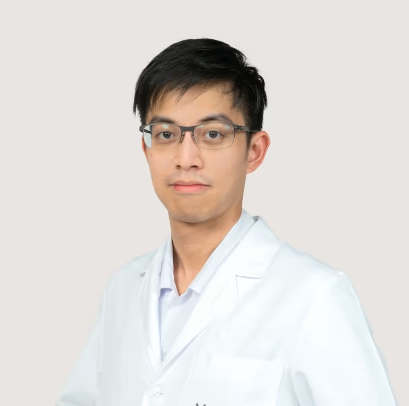 Dr. Karan Prasapsanti